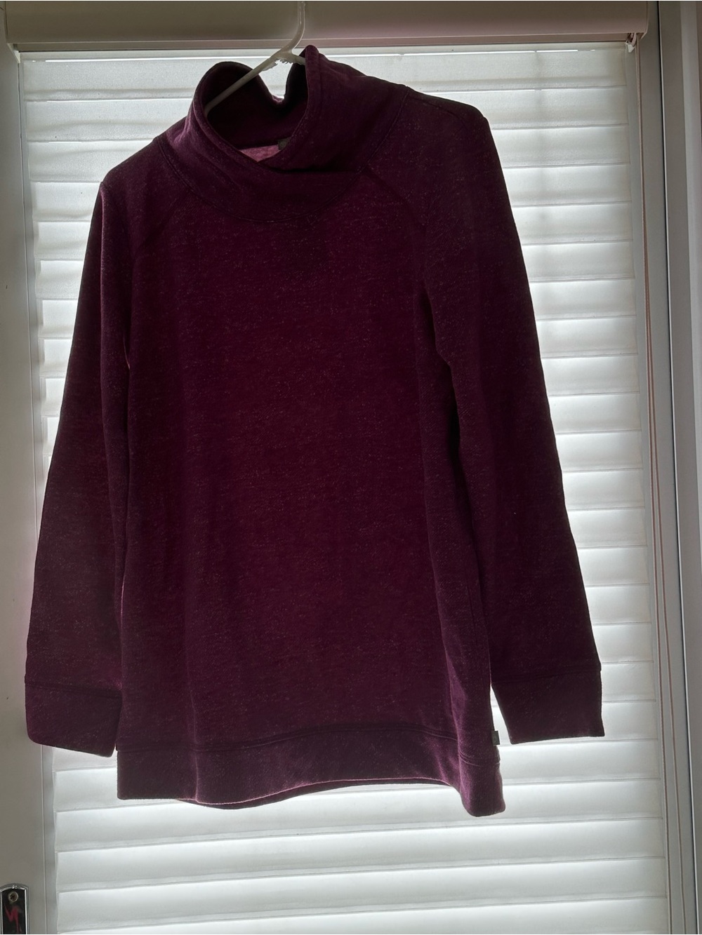 Cozy Women's Turtleneck Sweater - Plum